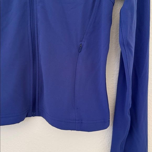 Lululemon Nulu Cropped Define Jacket Size 8 - Picture 7 of 9